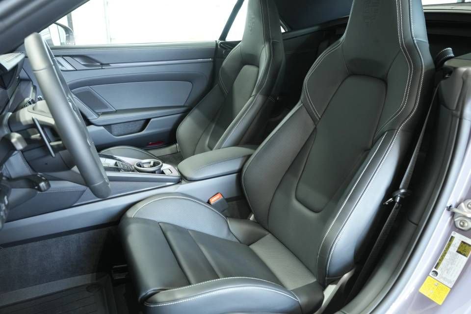 Certified 2026 Porsche 911 Carrera image 5