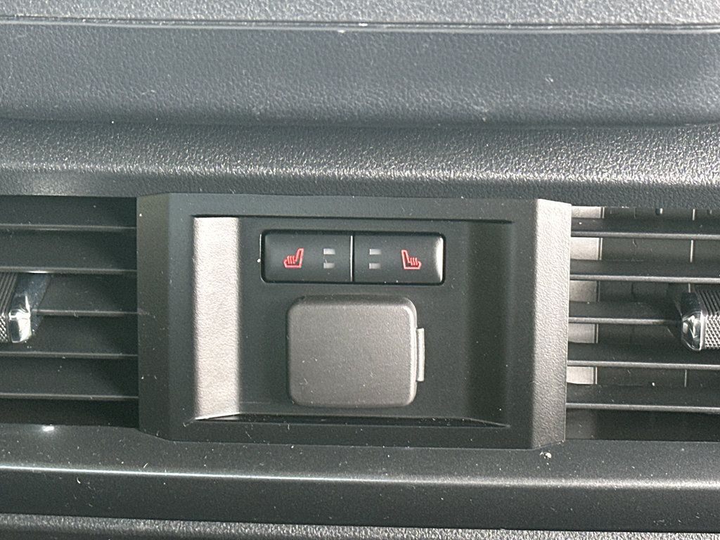 Used 2023 Ford F150 Lariat w/ Equipment Group 502A High image 38