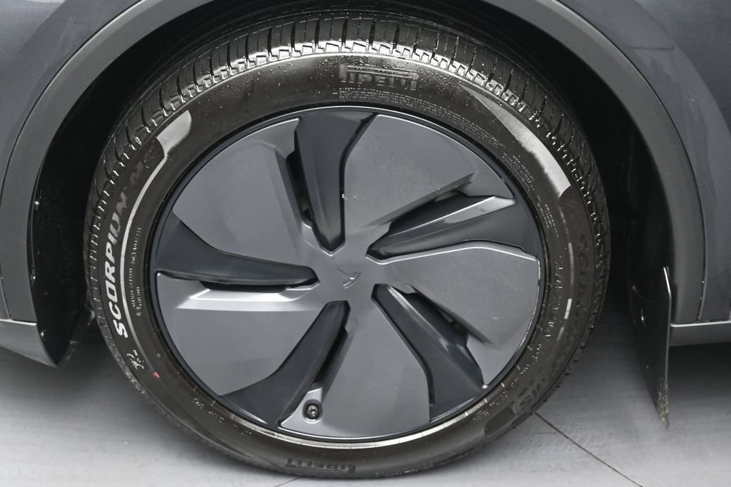 Used 2026 Tesla Model Y Long Range AWD/4WD image 34