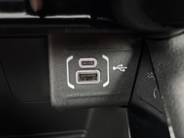 New 2026 Jeep Compass Latitude image 14