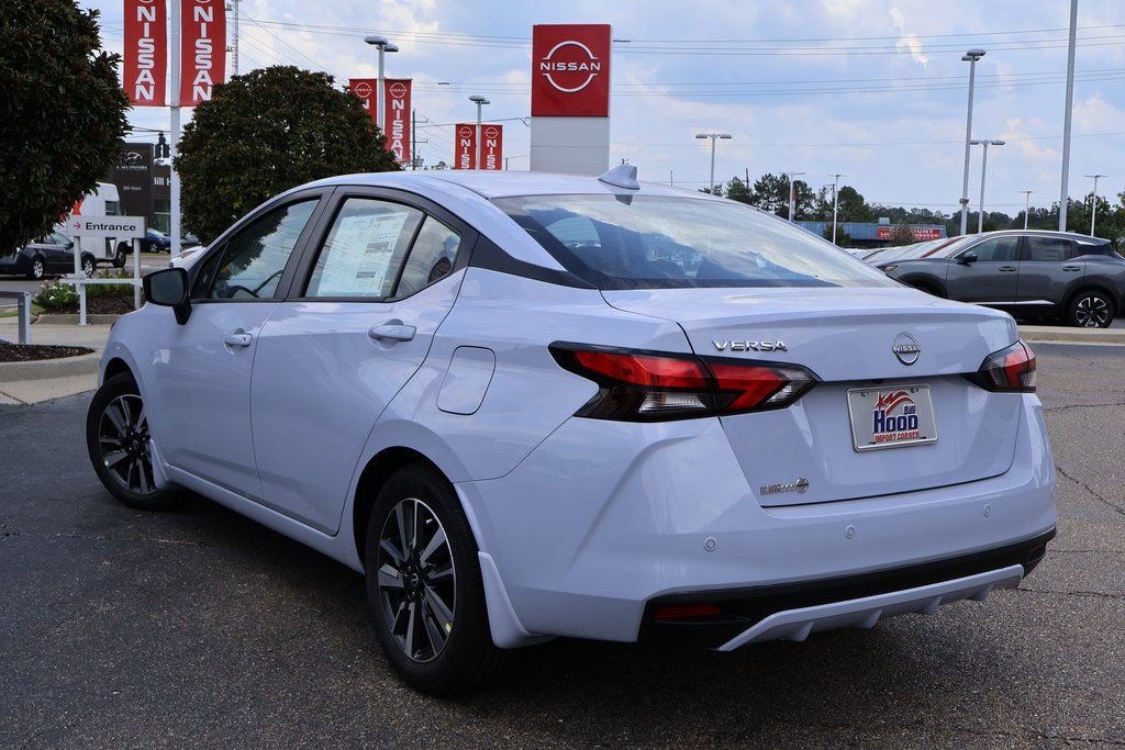 New 2025 Nissan Versa SV w/ Trunk Package image 2