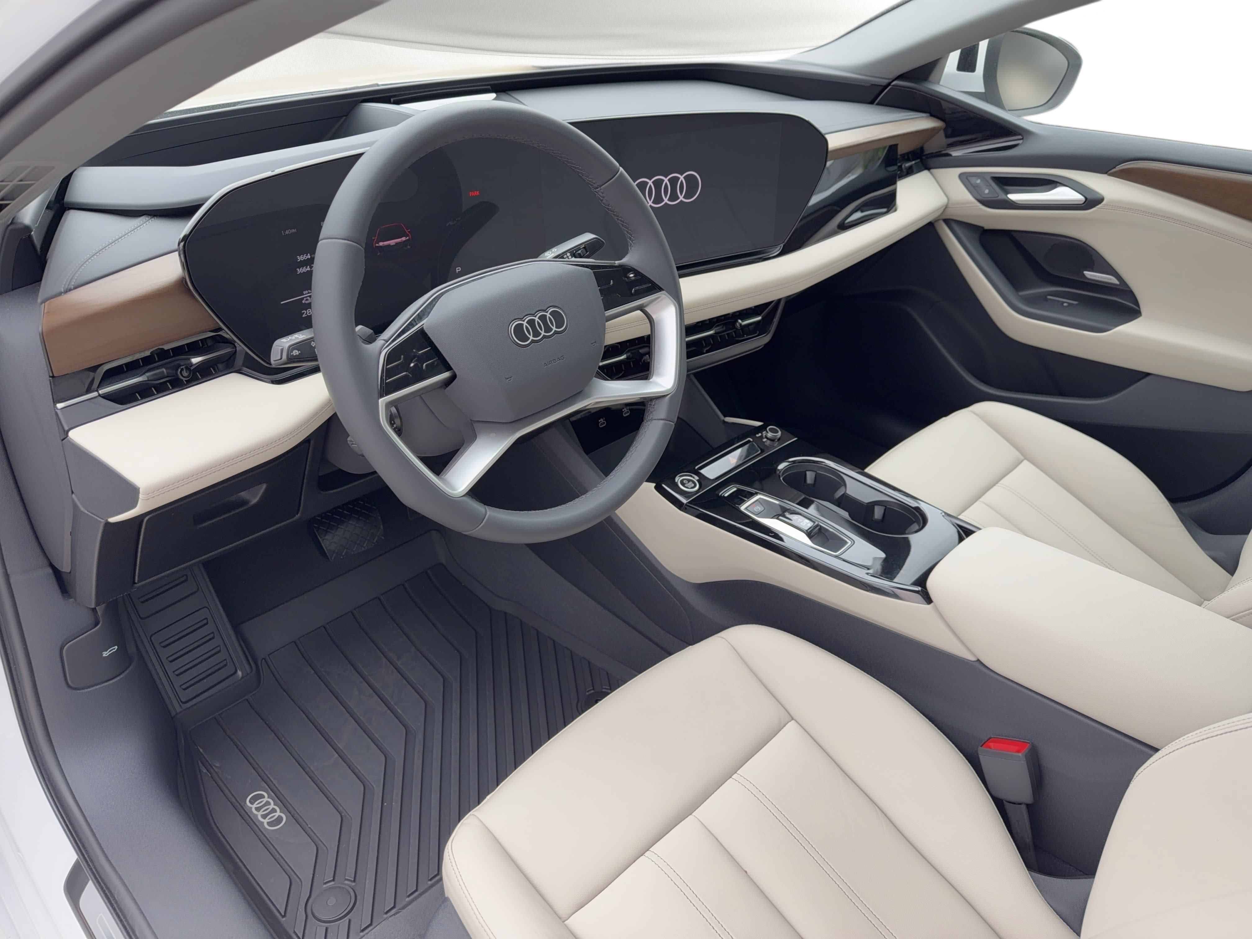 Used 2025 Audi A6 e-tron Premium Plus w/ Premium Plus RWD image 4
