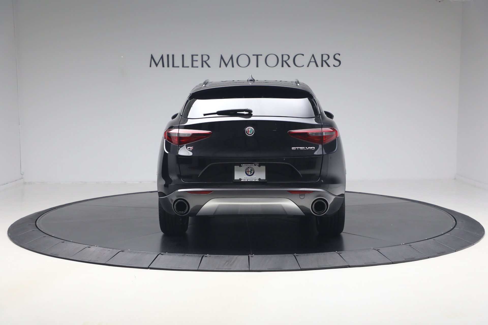 Used 2022 Alfa Romeo Stelvio Ti AWD/4WD image 6