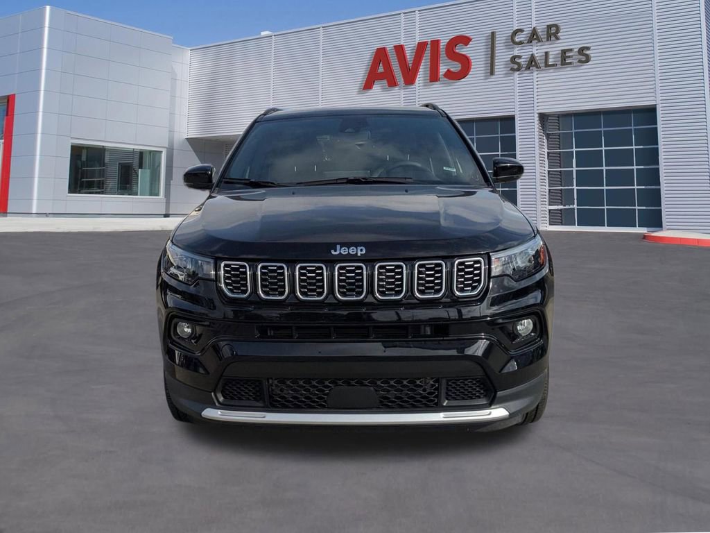 Used 2025 Jeep Compass Limited AWD/4WD image 2
