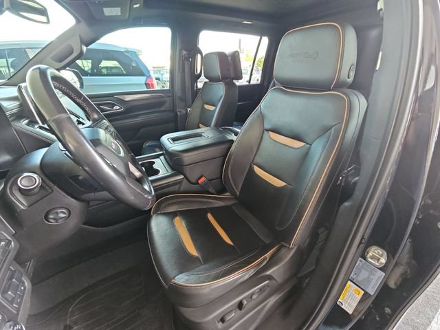Used 2021 GMC Yukon XL AT4 w/ AT4 Premium Plus Package AWD/4WD image 17