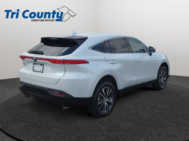 Certified 2024 Toyota Venza LE AWD/4WD image 8