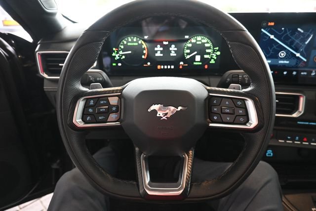 Used 2024 Ford Mustang GT Premium image 13
