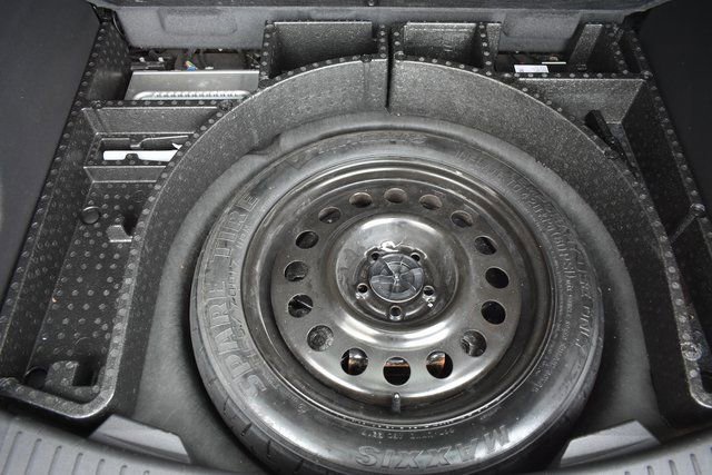 Used 2017 Ford Escape Titanium image 43