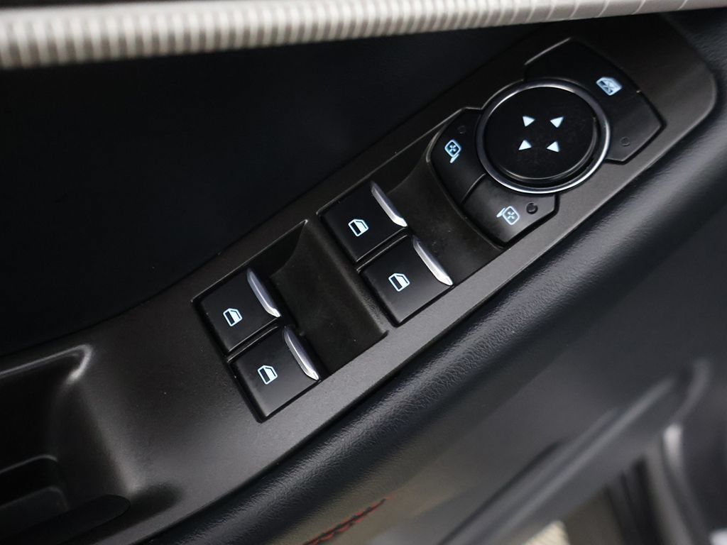 Used 2025 Ford Explorer ST-Line w/ ST-Line Street Pack AWD/4WD image 37