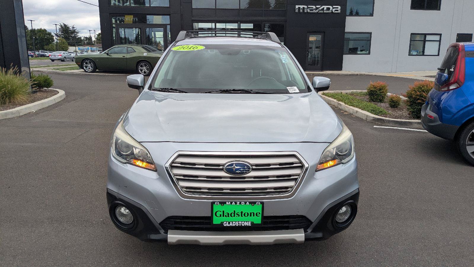 Used 2016 Subaru Outback 2.5i Limited AWD/4WD image 9