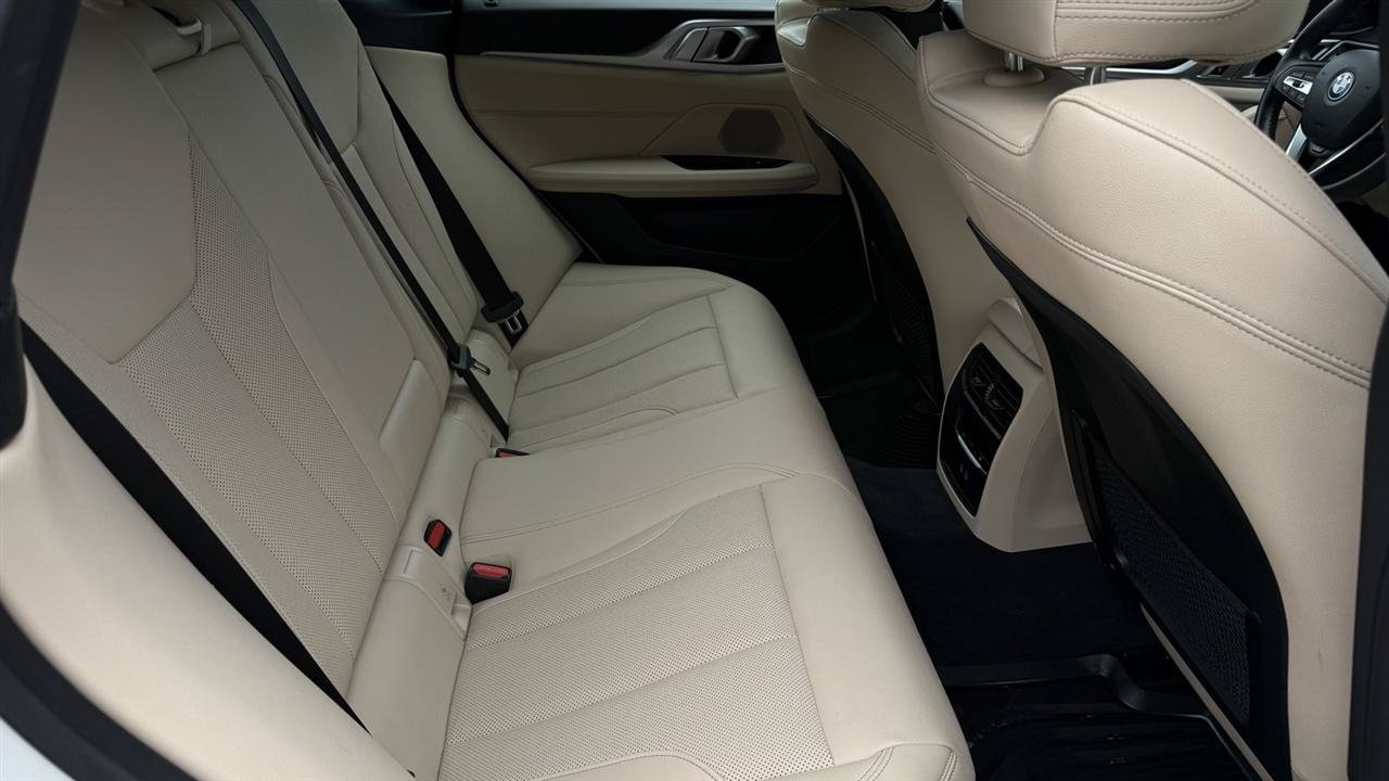 Used 2023 BMW i4 eDrive35 w/ Premium Package RWD image 35