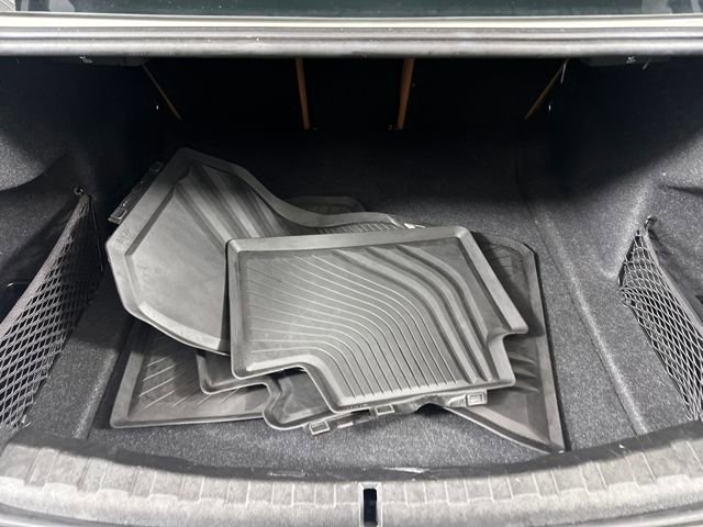 Used 2022 BMW 330i xDrive Sedan w/ M Sport Package image 26