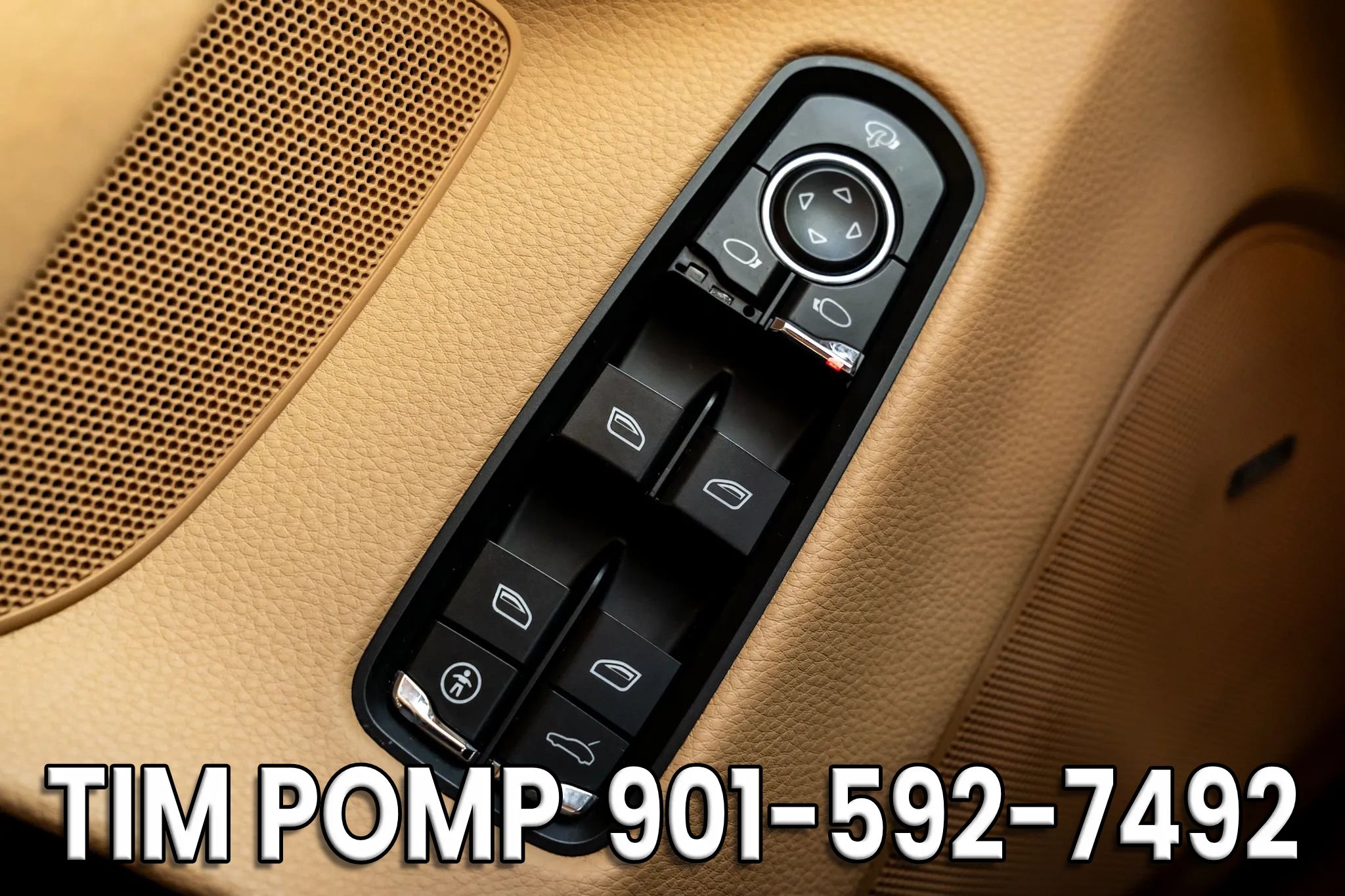 Used 2011 Porsche Panamera S image 26