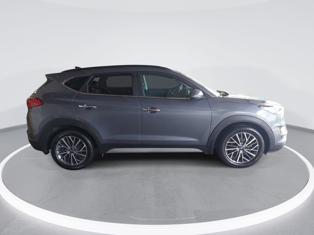 Used 2021 Hyundai Tucson Ultimate w/ Cargo Package FWD image 4
