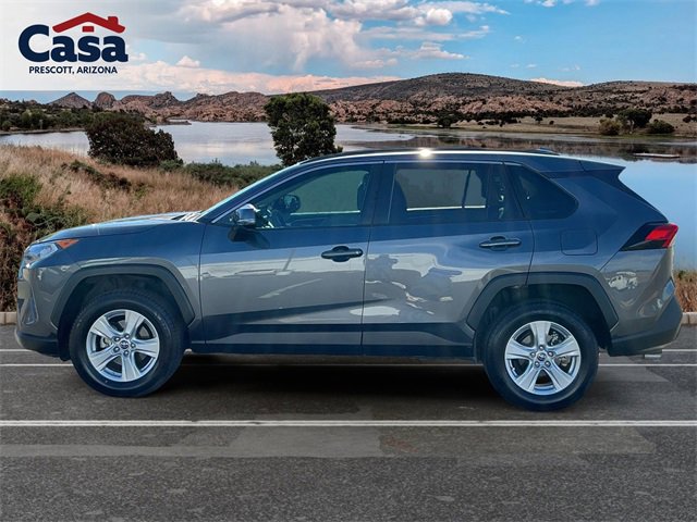 Used 2019 Toyota RAV4 XLE image 4