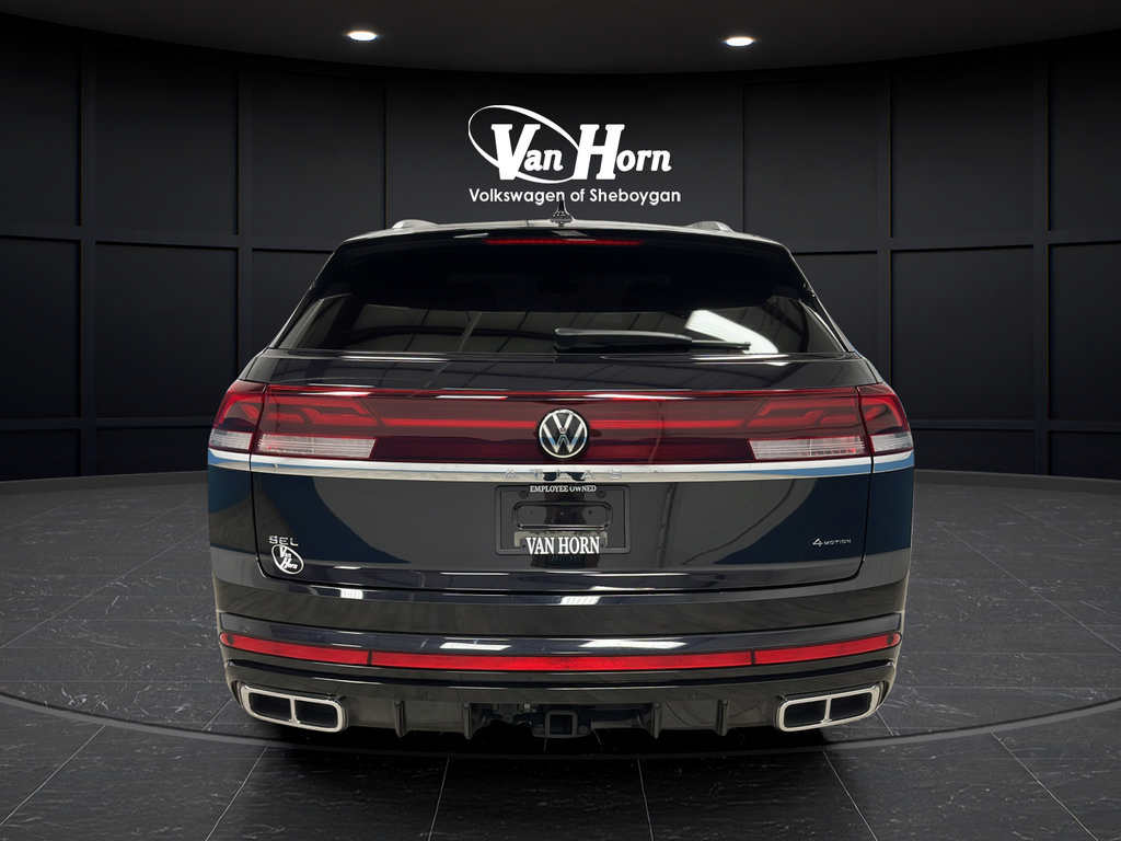 Used 2024 Volkswagen Atlas Cross Sport SEL R-Line AWD/4WD image 6