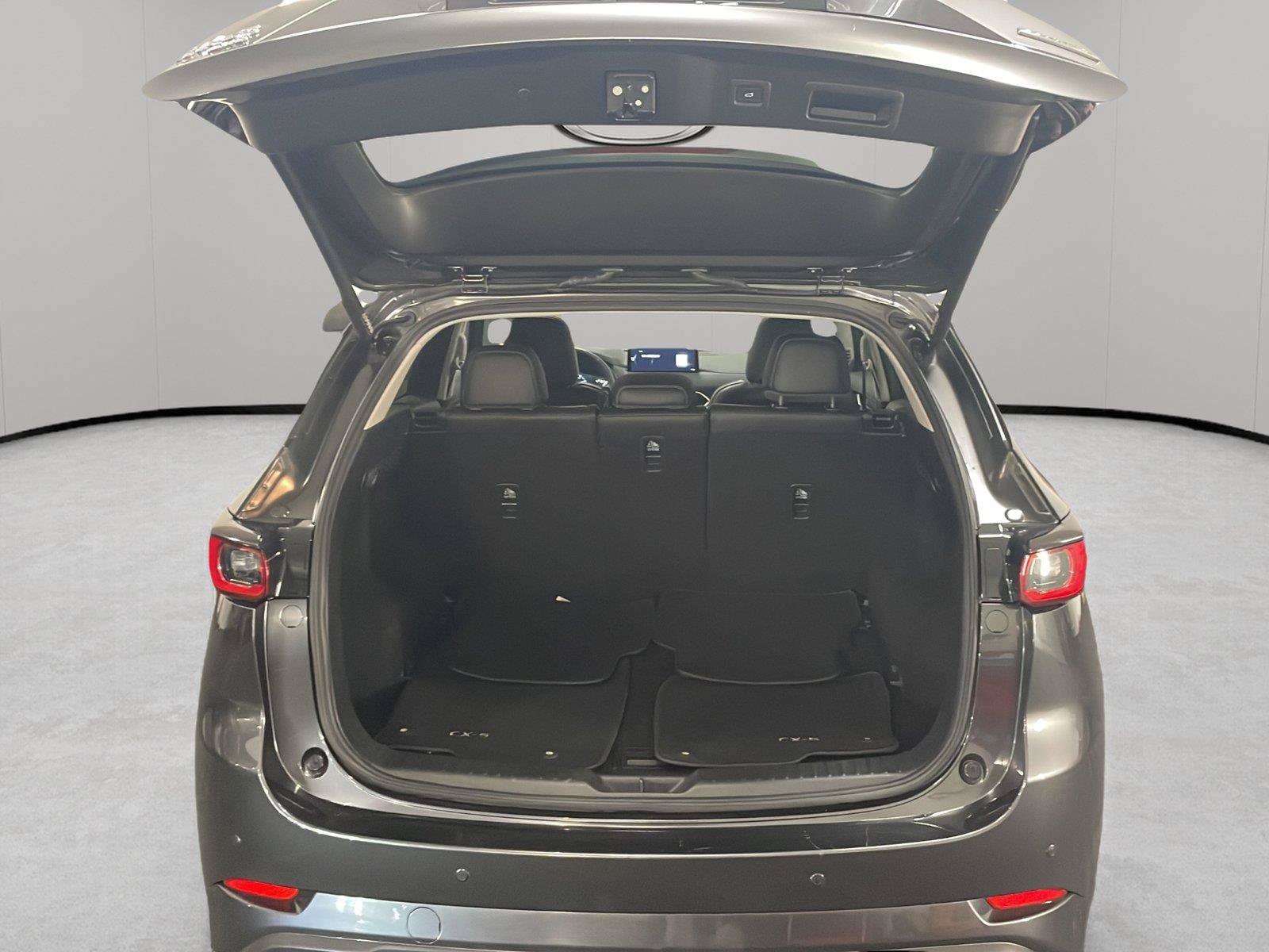 Used 2025 MAZDA CX-5 AWD 2.5 S w/ Premium Plus Pkg image 12