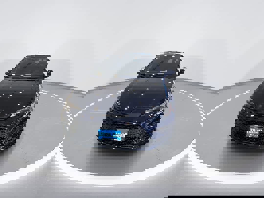 Used 2023 Toyota Corolla XSE image 3