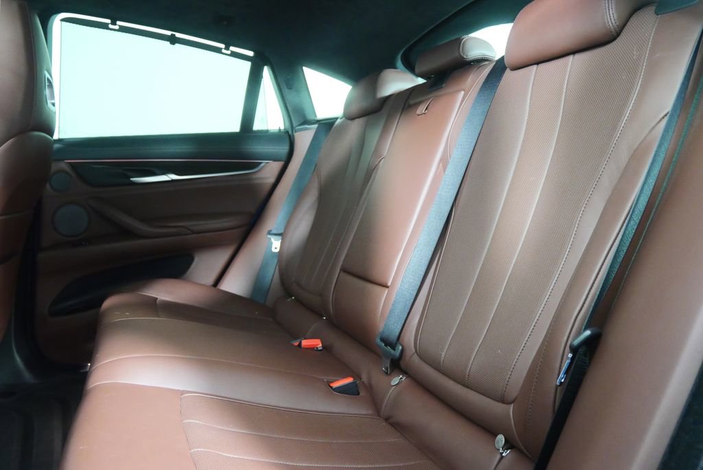 Used 2019 BMW X6 M w/ Executive Package image 15