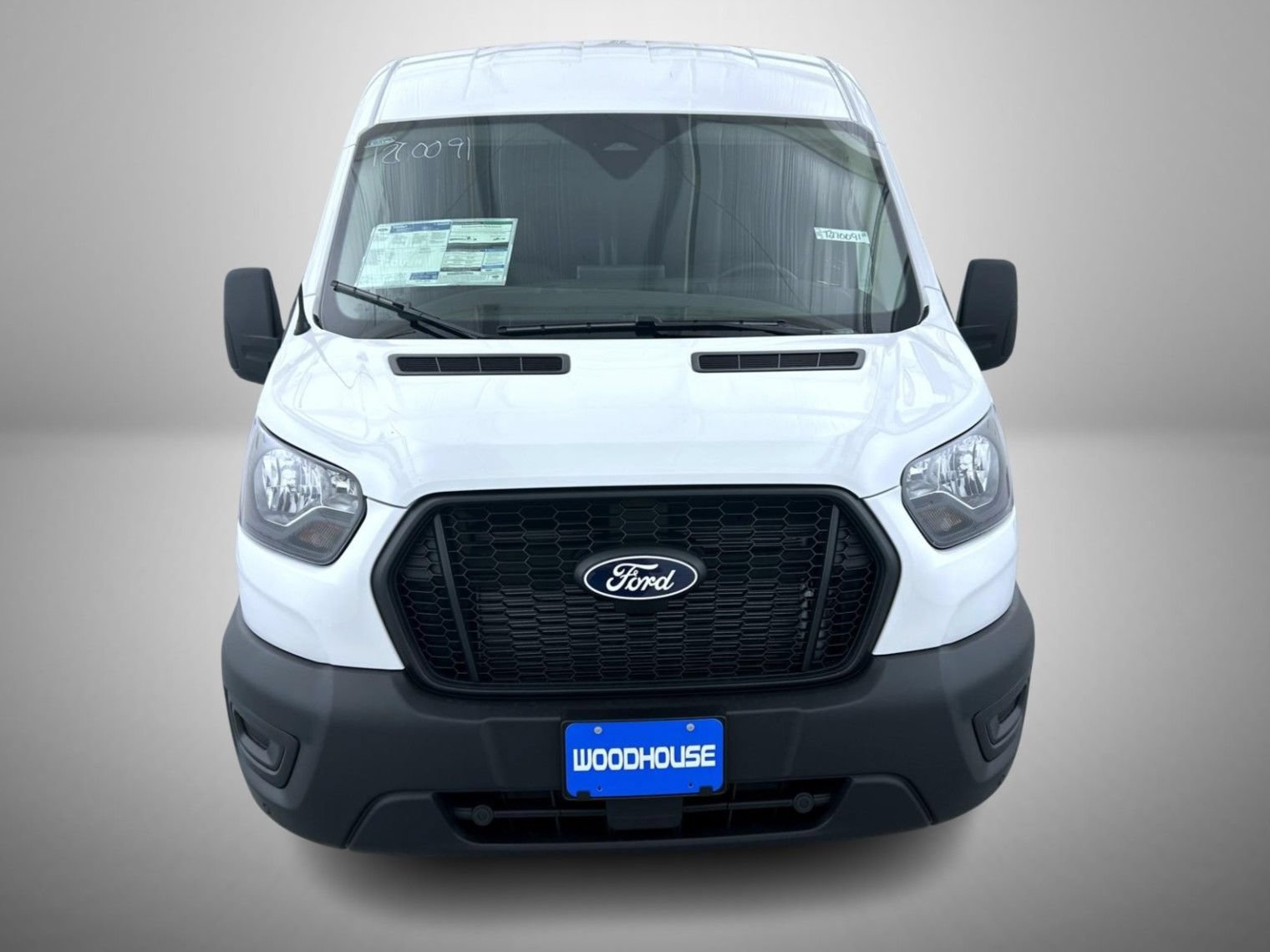 New 2027 Ford Transit 250 148 Medium Roof w/ Load Area Protection Package RWD image 2