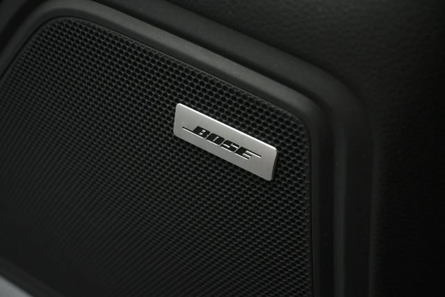 Used 2024 Porsche Macan AWD/4WD image 48