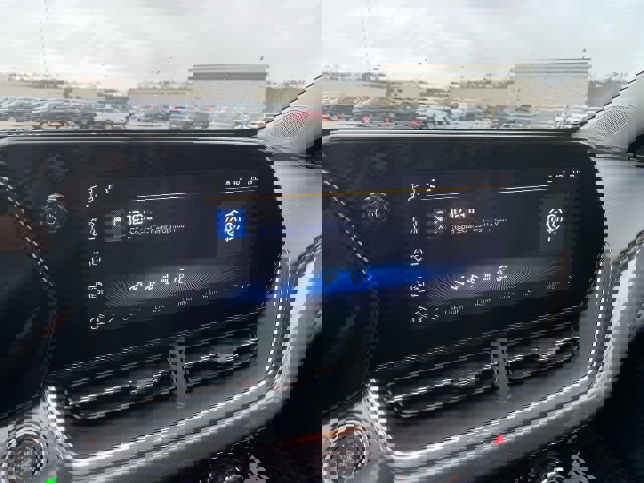 Used 2025 Chevrolet Trax ACTIV w/ Driver Confidence Package image 17