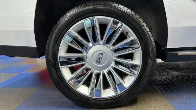 Used 2019 Cadillac Escalade Premium Luxury image 88
