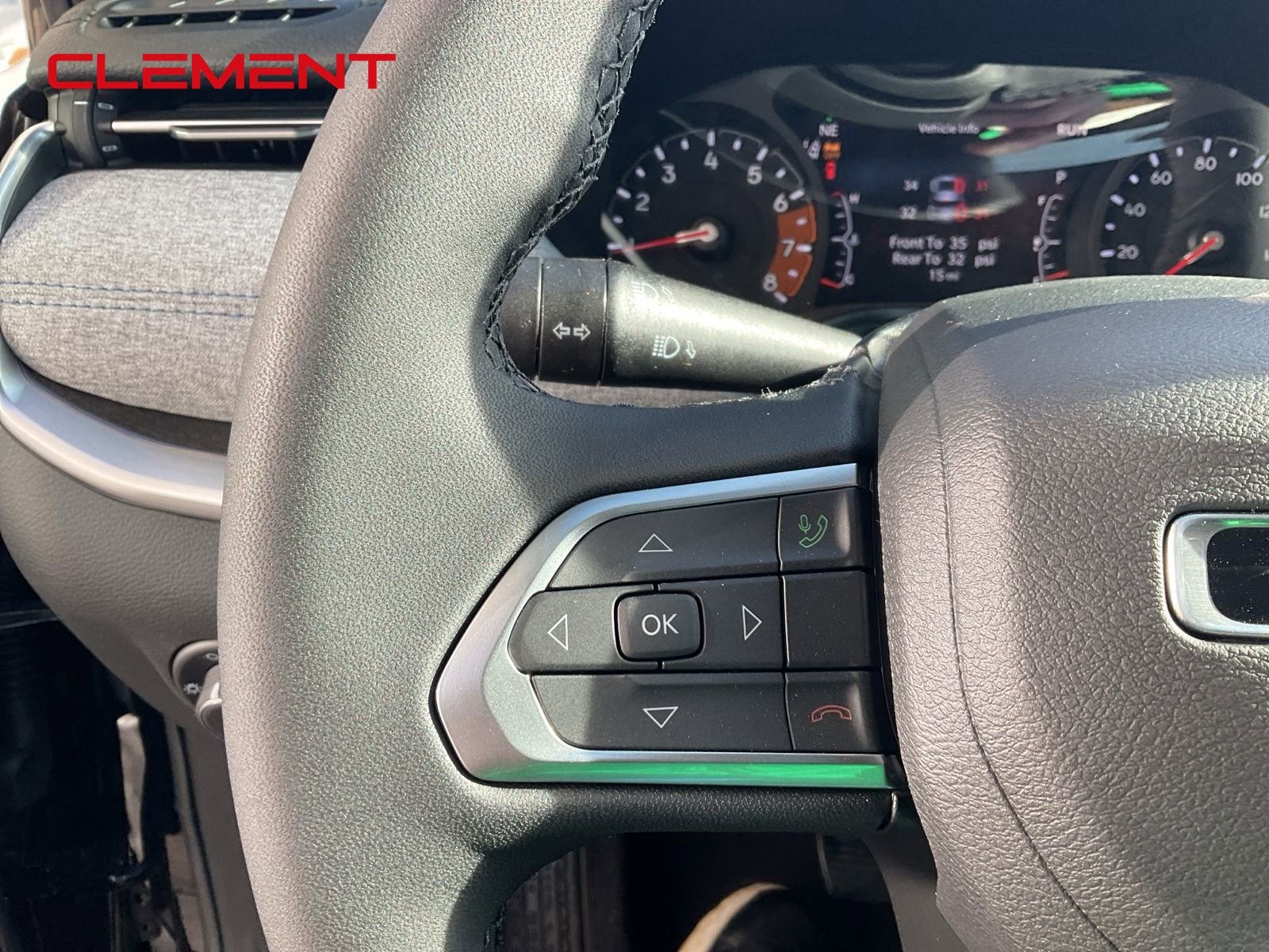 New 2026 Jeep Compass Latitude image 9