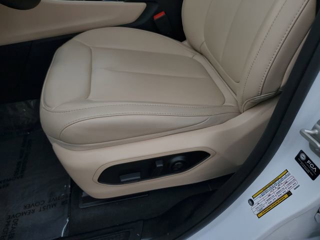 Certified 2024 Jeep Grand Cherokee Limited RWD image 24