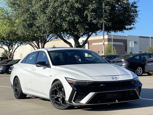 Used 2025 Hyundai Elantra N Line w/ Cargo Package FWD image 2