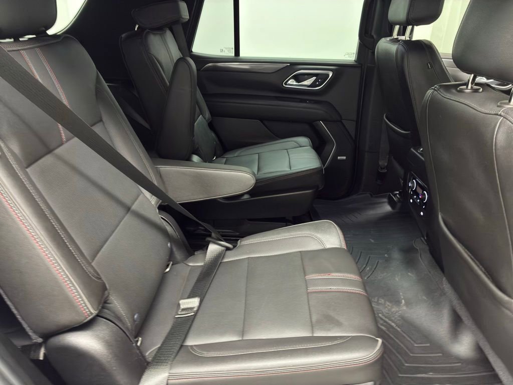 Used 2021 Chevrolet Tahoe RST w/ Luxury Package AWD/4WD image 47