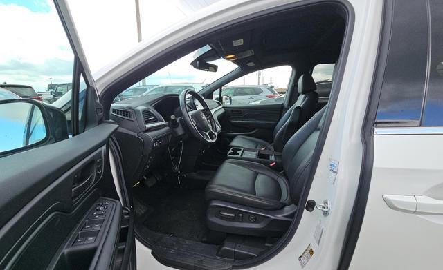 Used 2025 Honda Odyssey Sport-L image 4