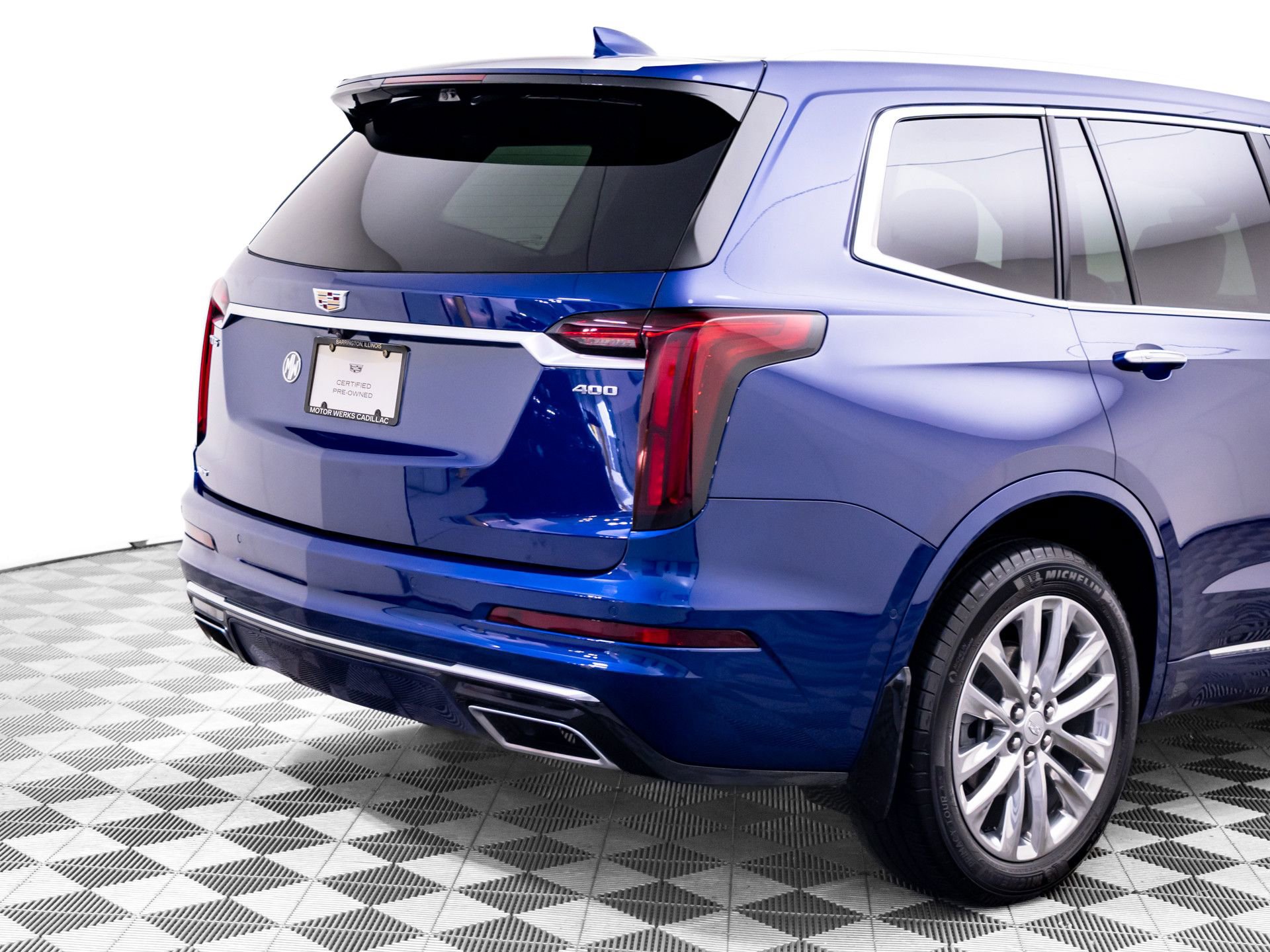 Used 2025 Cadillac XT6 Premium Luxury w/ Technology Package AWD/4WD image 42