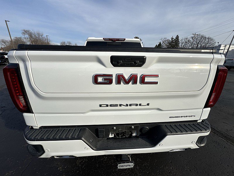 Used 2022 GMC Sierra 1500 Denali w/ Denali Reserve Package image 26