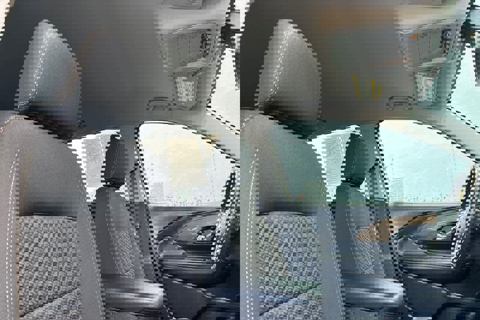 Used 2020 GMC Terrain SLE w/ Driver Convenience Package image 18