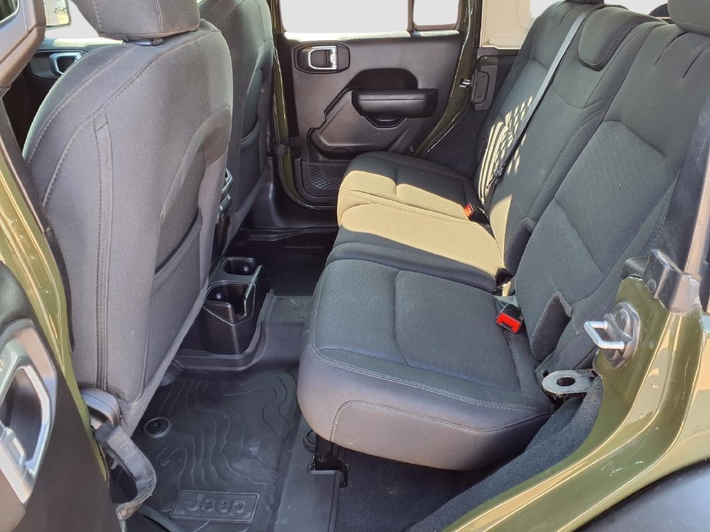 Used 2022 Jeep Wrangler Unlimited Sport AWD/4WD image 23