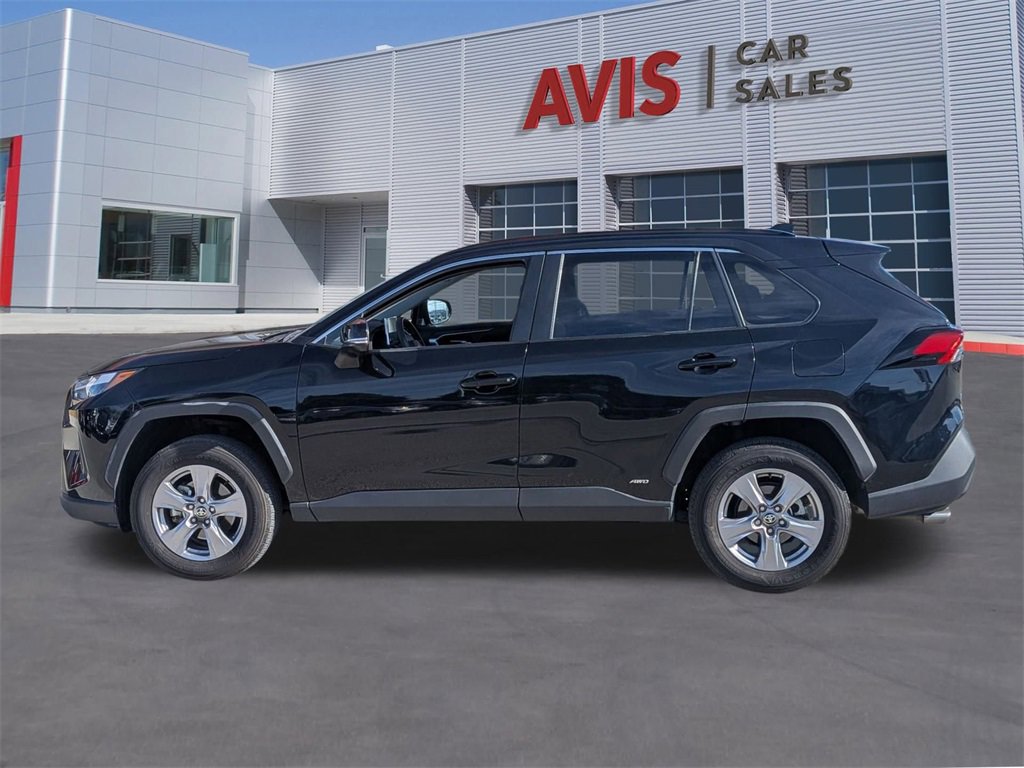 Used 2025 Toyota RAV4 XLE image 10