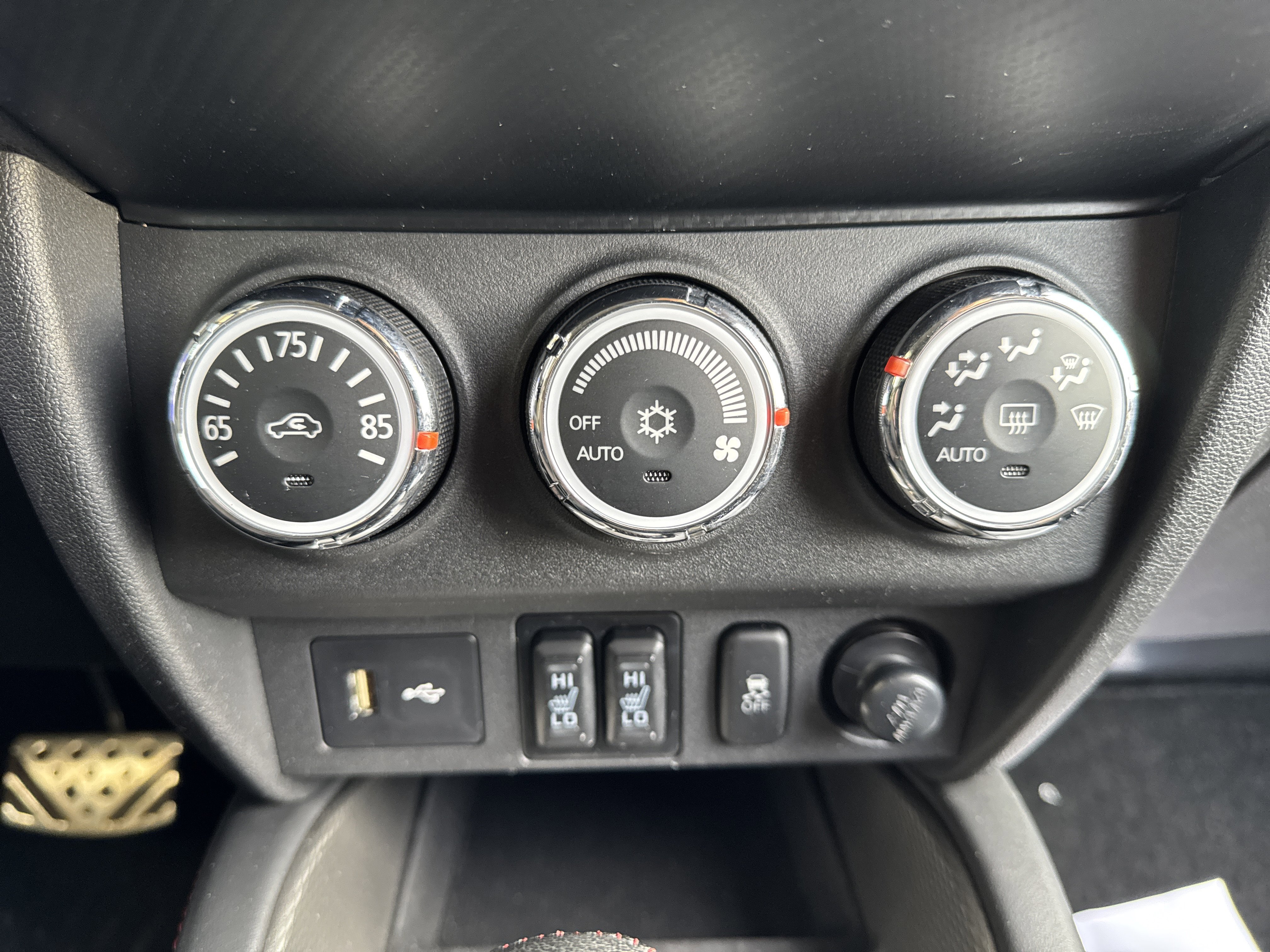 Used 2018 Mitsubishi Outlander Sport LE AWD/4WD image 15