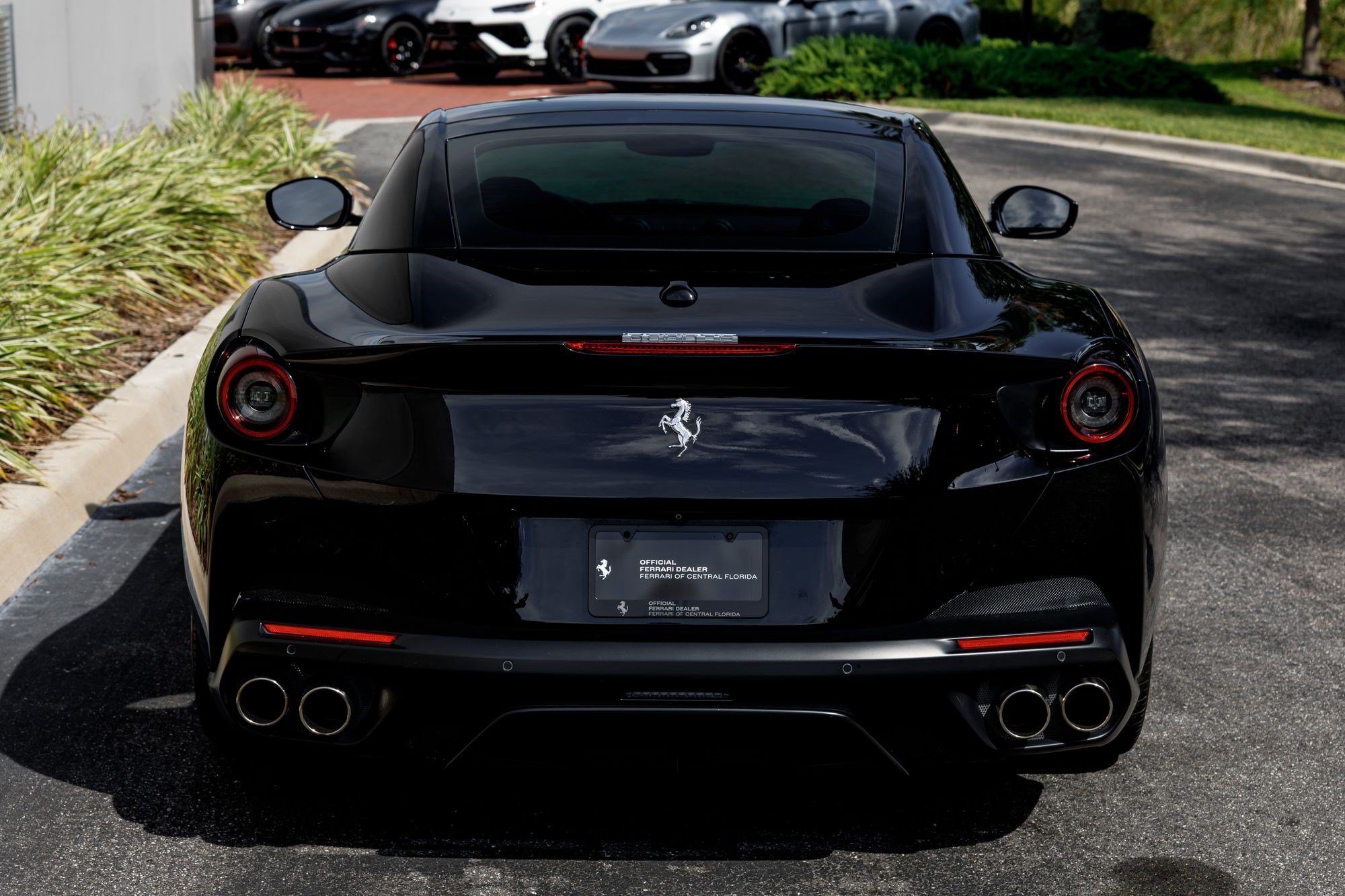 Used 2019 Ferrari Portofino RWD image 4