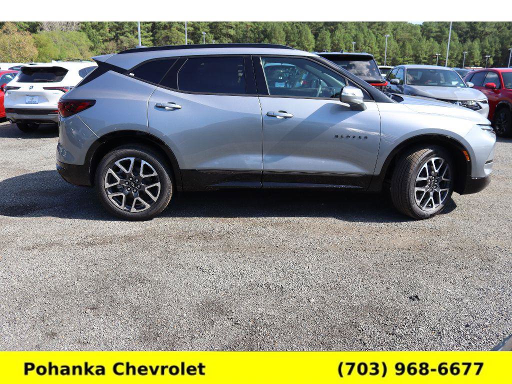 New 2025 Chevrolet Blazer RS w/ LPO, Floor Liner Package image 8