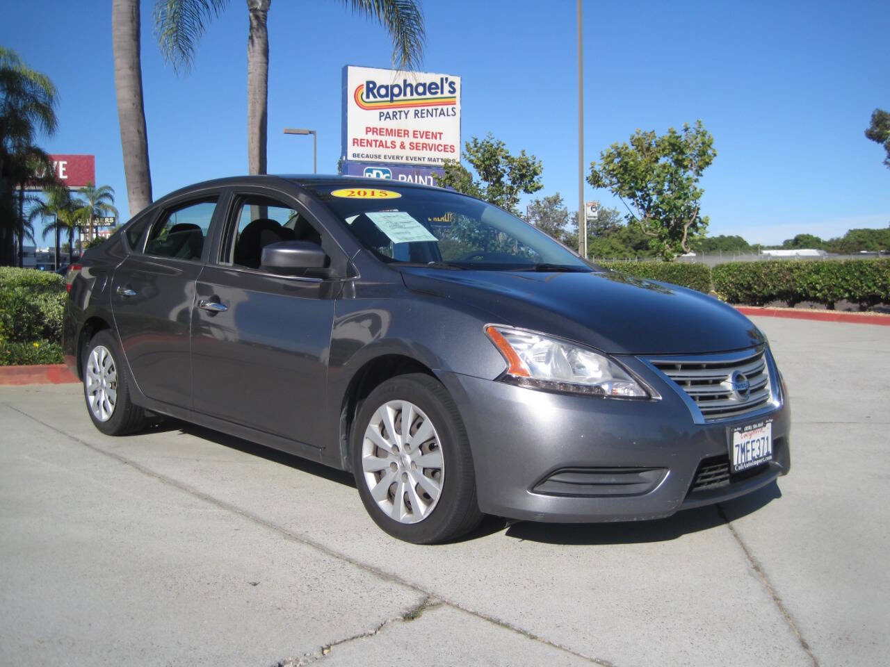 Used 2015 Nissan Sentra SV w/ Navigation Package image 7