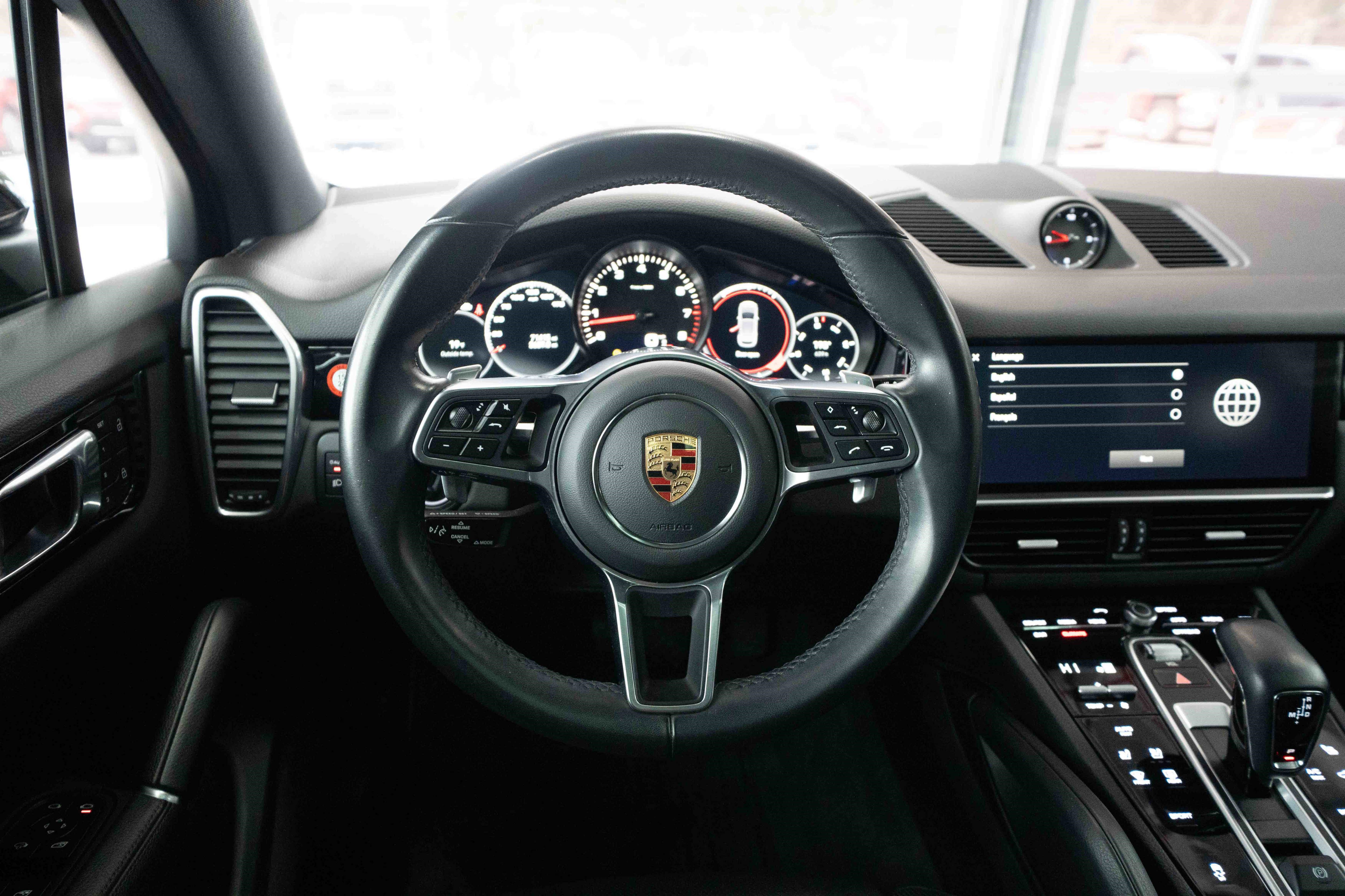 Used 2023 Porsche Cayenne image 21