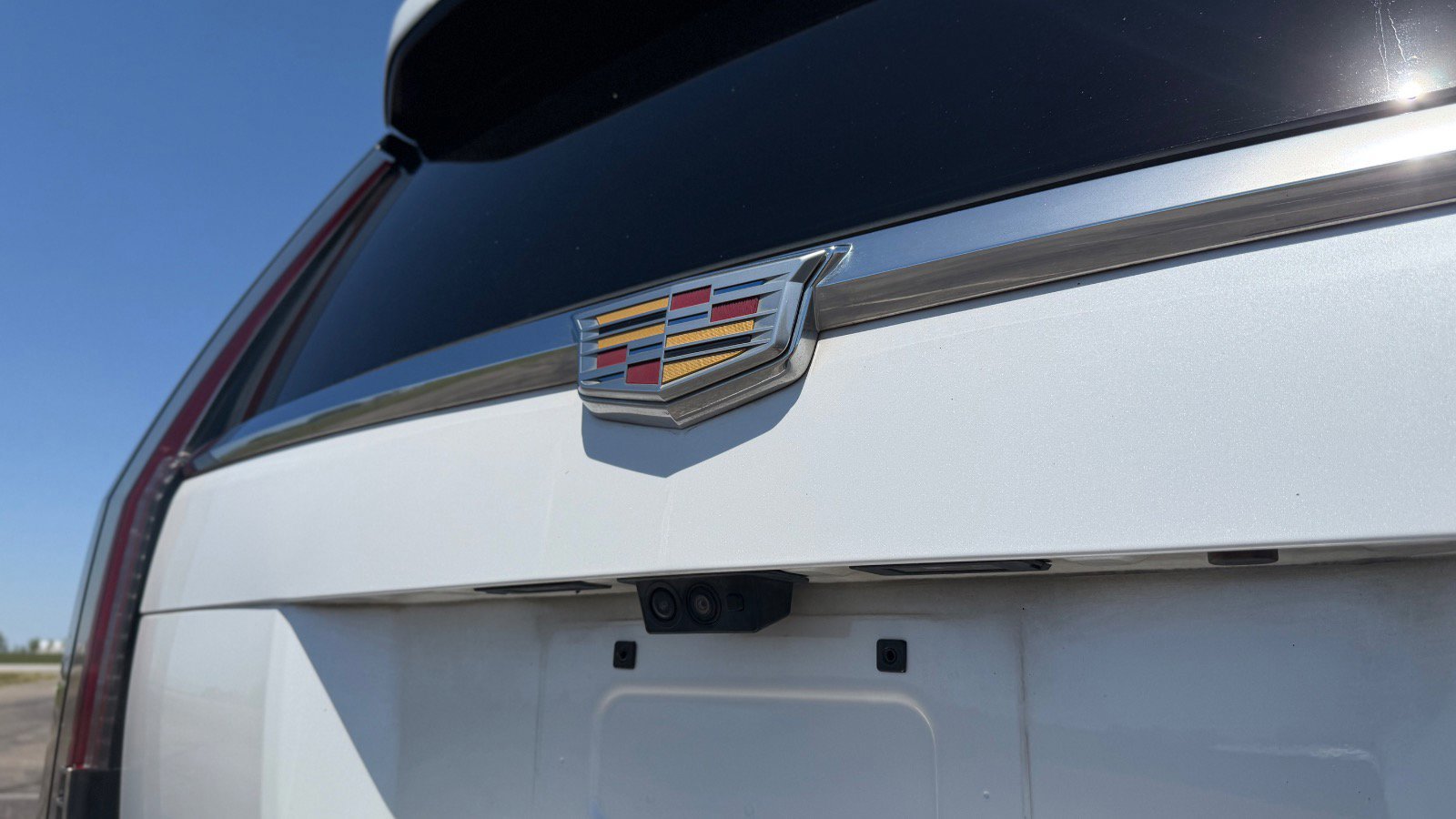 Used 2019 Cadillac Escalade ESV Luxury AWD/4WD image 11