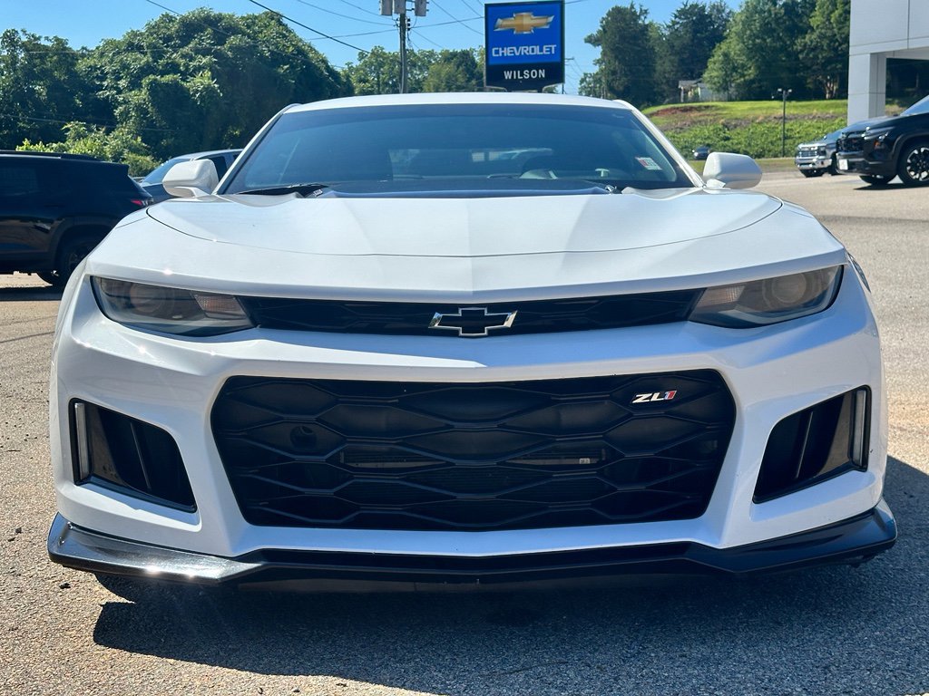 Used 2019 Chevrolet Camaro ZL1 RWD image 7
