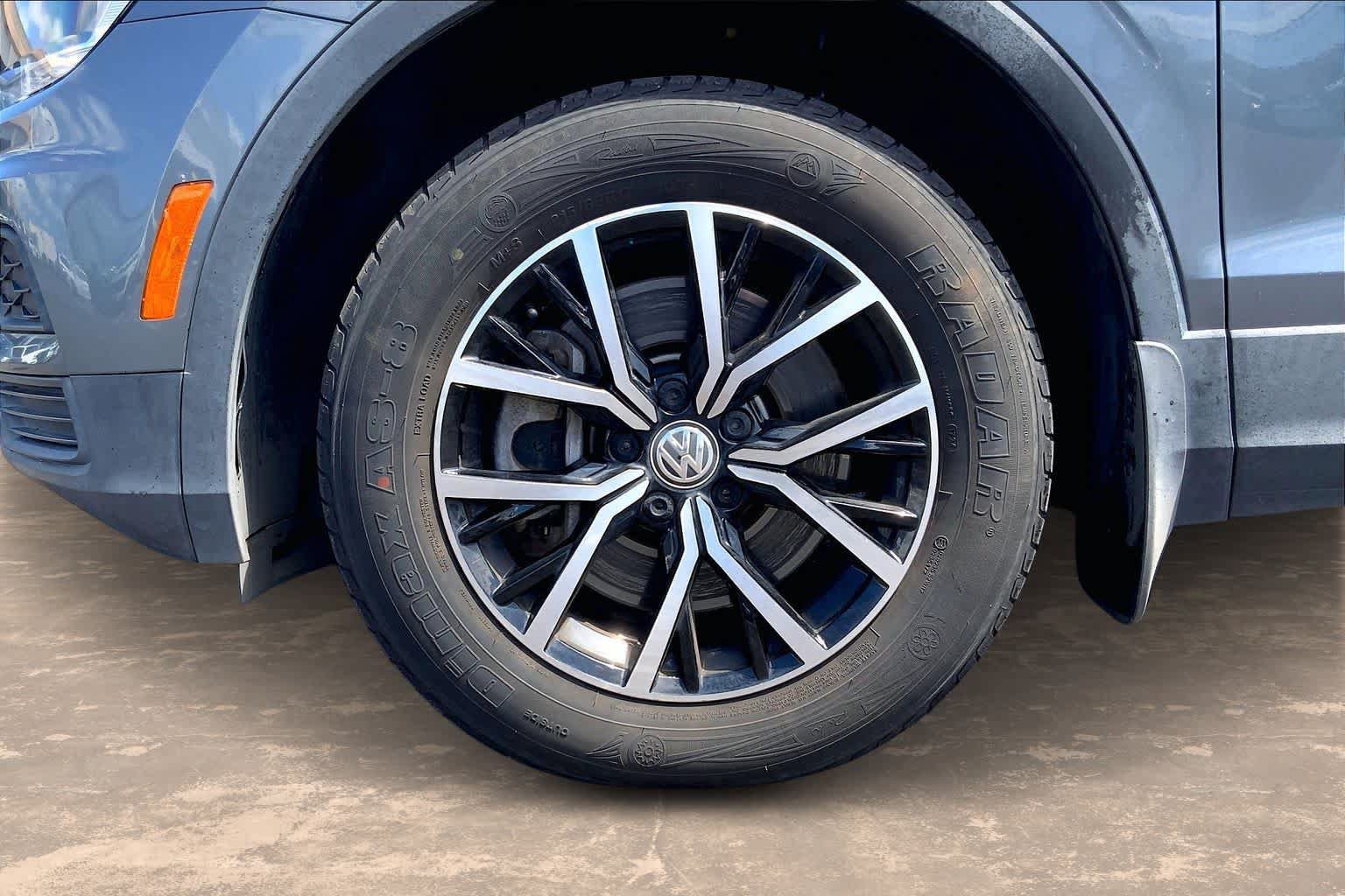 Used 2021 Volkswagen Tiguan SE FWD image 8