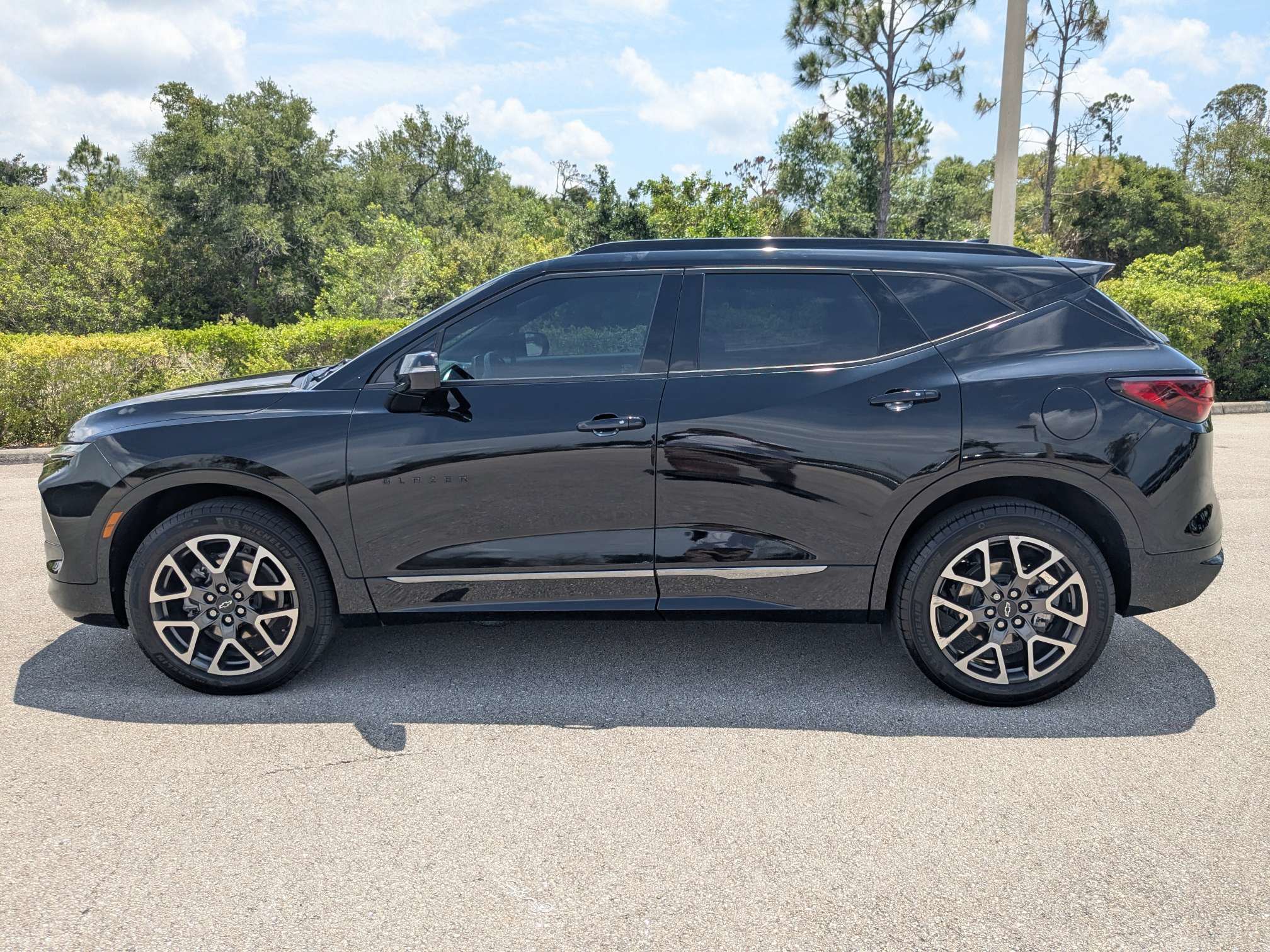 Used 2023 Chevrolet Blazer RS FWD image 8