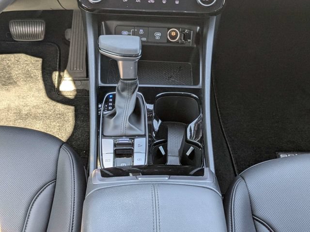 Used 2025 Hyundai Santa Cruz SEL FWD image 19