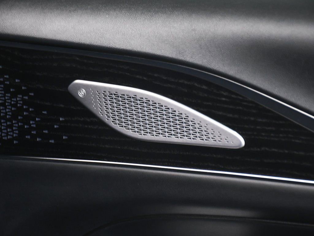 Used 2026 Cadillac Lyriq V image 18