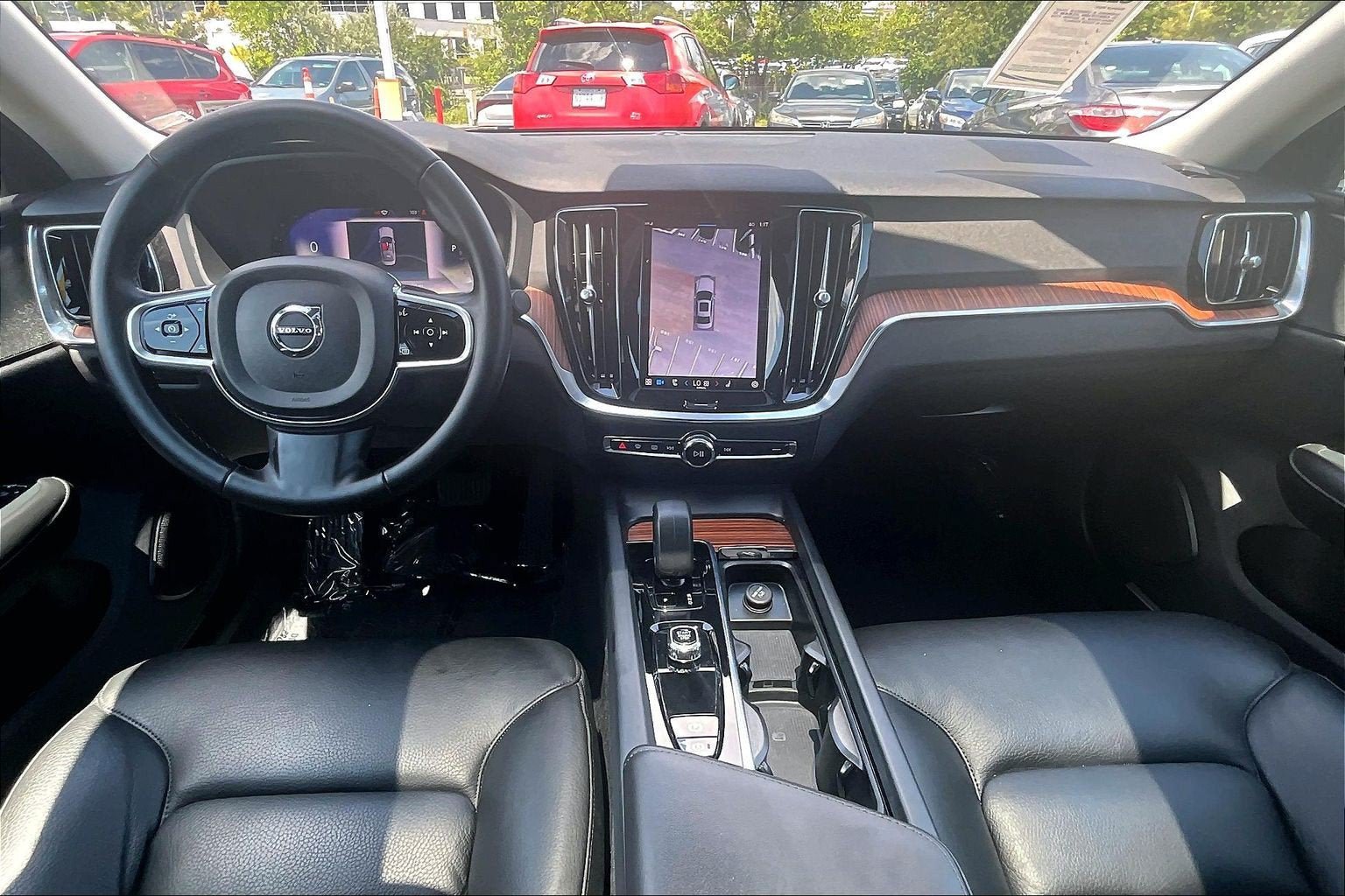 Used 2025 Volvo S60 B5 Plus FWD image 13