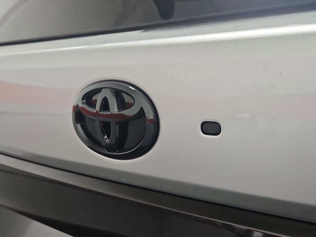 New 2026 Toyota Sequoia Platinum w/ Tow Technology Package AWD/4WD image 9